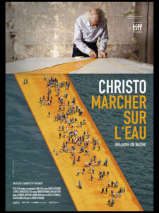 CHRISTO : MARCHER SUR L'EAU Poster