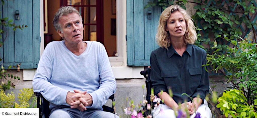 Tout le monde debout