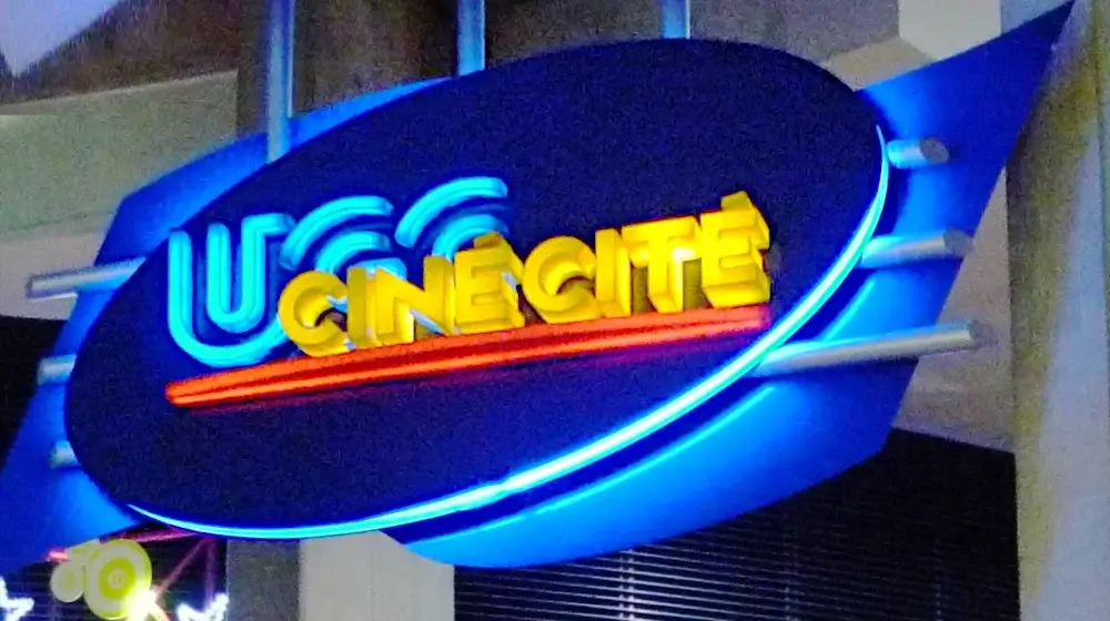 UGC Ciné Cité Les Halles enseigne