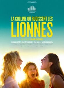 LA COLLINE OU RUGISSENT LES LIONNES Poster