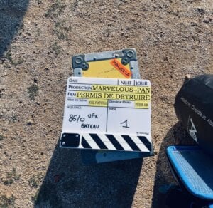 PERMIS DE DÉTRUIRE Poster