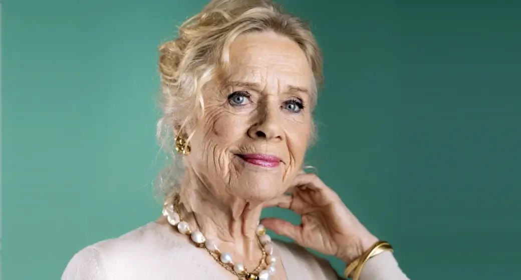 Liv Ullmann