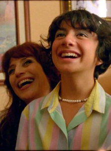 Seis meses en el edificio rosa con azul Poster