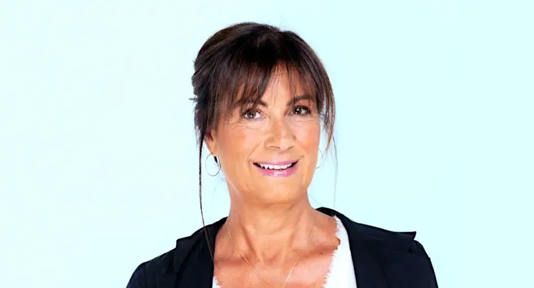 Anne Holmes